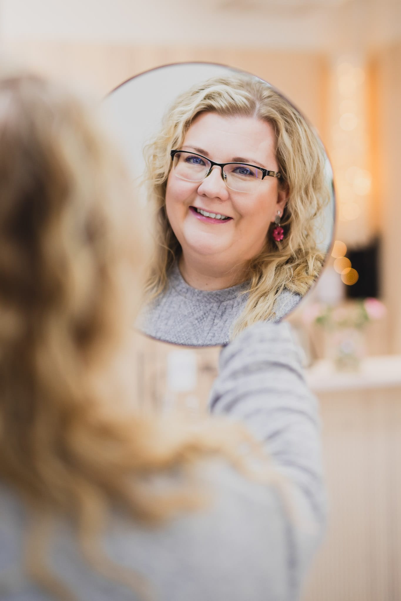 Parturi-Kampaaja Hanna